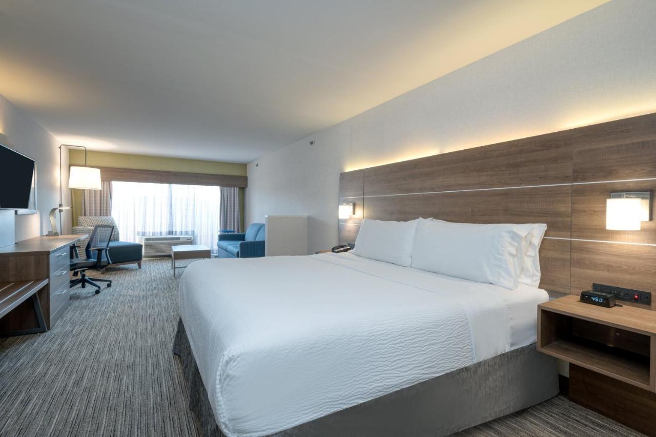 Holiday Inn Express Radcliff Fort Knox By Ihg Exterior foto